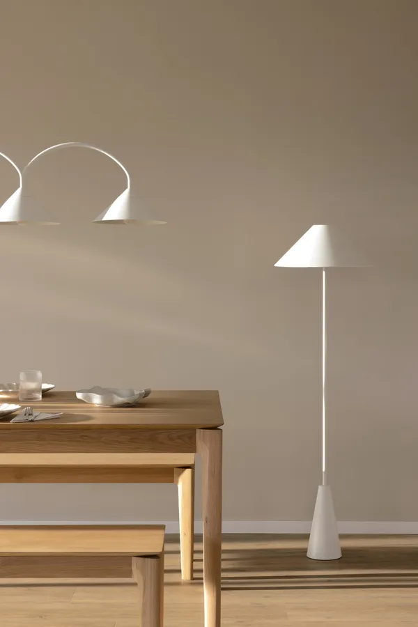 Cannes Gulvlampe Hvid
