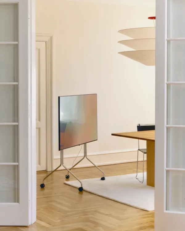Moon Rollin' Tall Tv-Bord Krom
