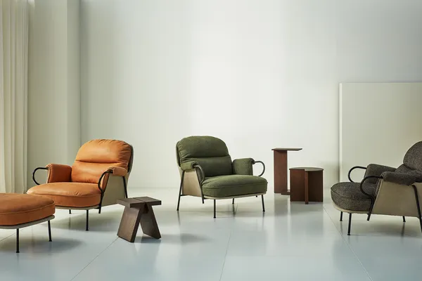 Lyra Armchair With Footstool Safire 0001