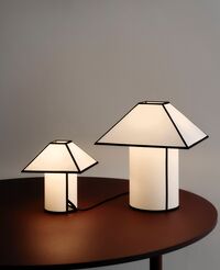 Ava Pyramid Bordlampe 29 cm