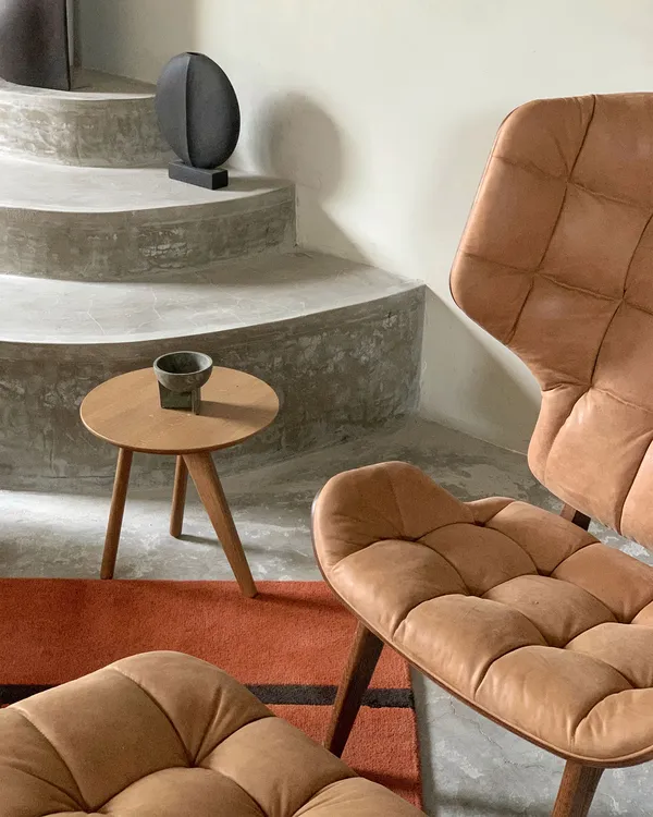 Mammoth Footstool Natural
