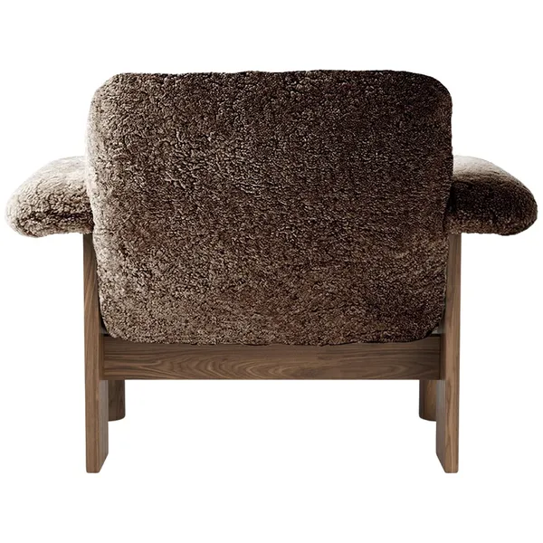 Brasilia Lenestol Lav Rygg Walnut / Sheepskin Sahara