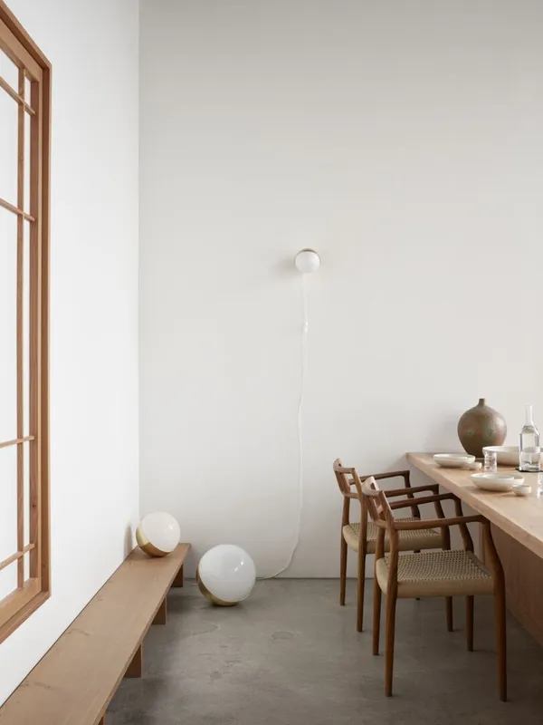VL Studio Bords-/Golvlampa 320 mm Mässing