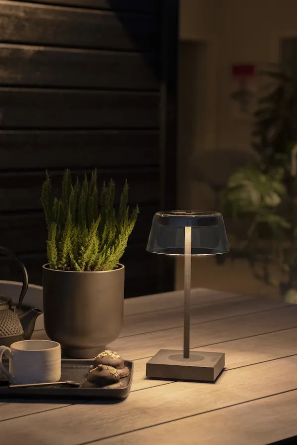 Scilla Bordlampe Bærbar Sort
