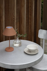Teya Bordslampa Portabel Terrakotta