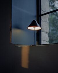Brolly Bordlampe Bærbar Steel Black