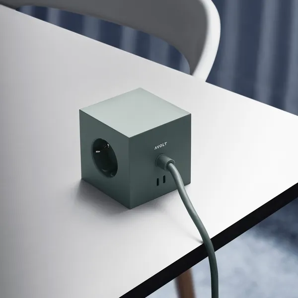 Square 1 Forlængerledning med USB-C / Magnet 18 m Egegrøn