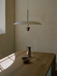 Kantarell Pendel 55 cm Aluminium / Vit