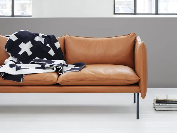 Tiki Soffa 3-Sits Svarta Ben / Skinn Vintage Cognac