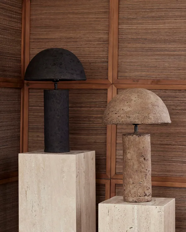 Deva Bordlampe Sort