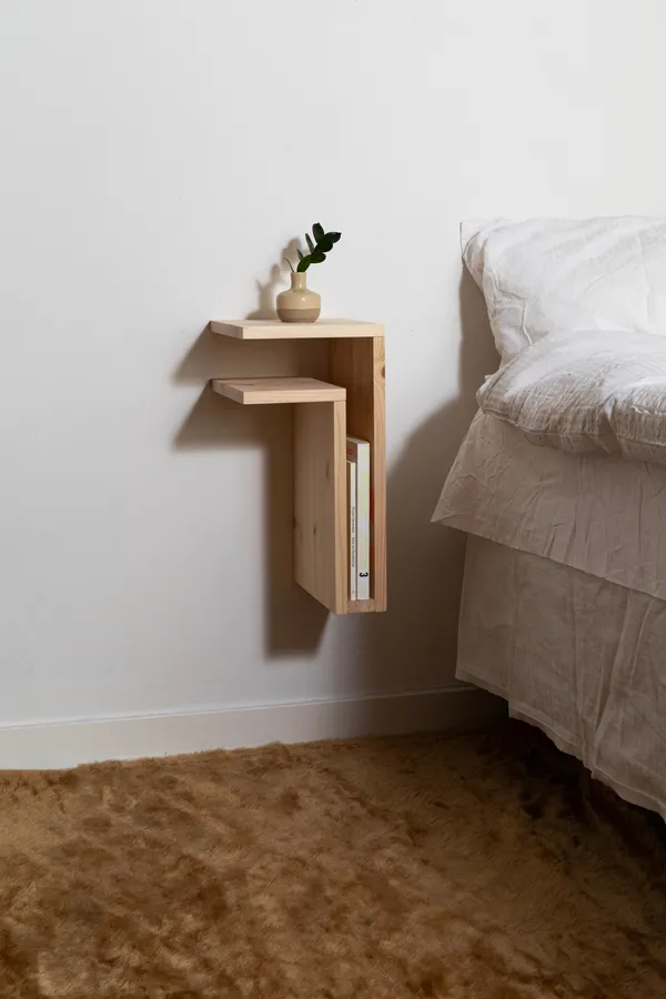 F-Shelf Vegghylle Venstre Furutre