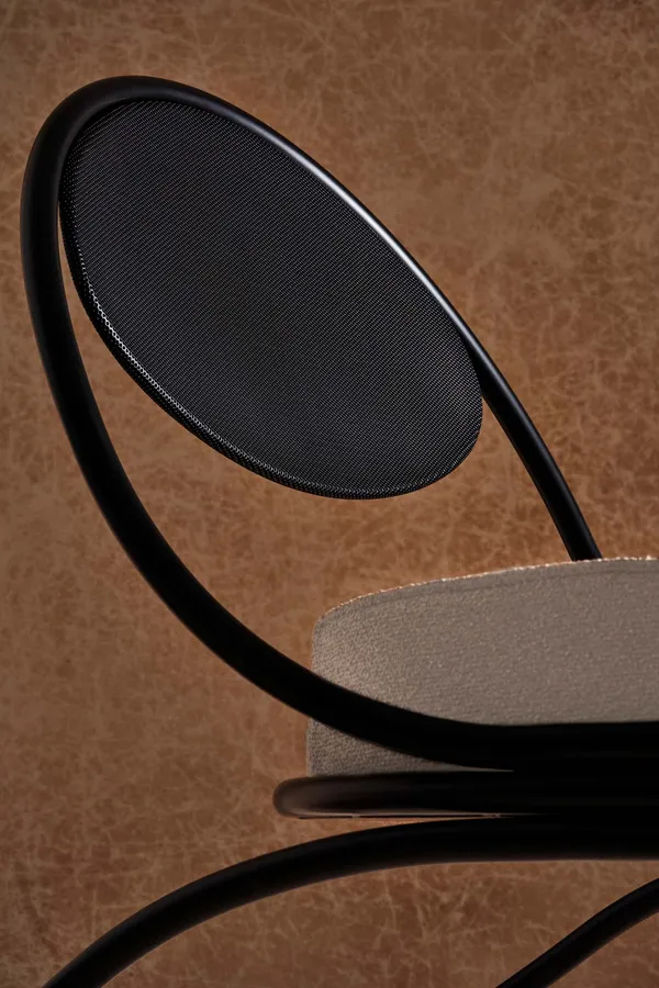Copacabana Nojatuoli Musta / Lorkey 41