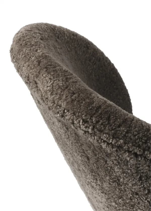466 Lodge Loungestol Lackad Mörk Ek / Curly 07