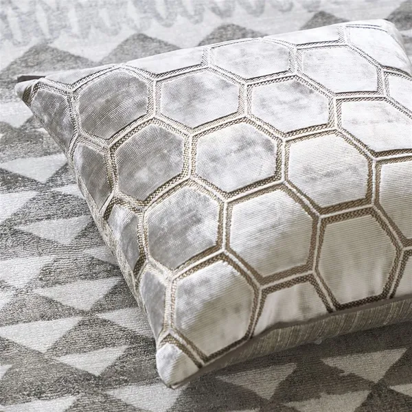 Manipur Pute 43x43 cm Oyster