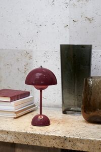Flowerpot VP9 Bordlampe Bærbar Dark Plum