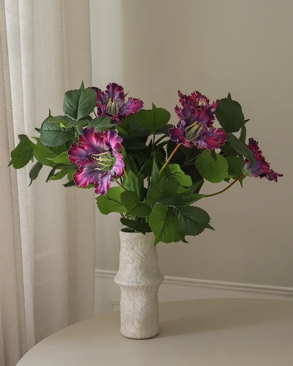 Plum Velvet Bukett 77 cm 10-pk