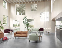 Outline Sofa 2-seters Silk leather Cognac / Sort Aluminium