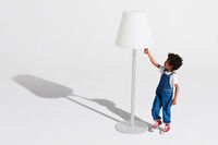 Edison The Giant Gulvlampe Lysegrå