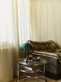 Panthella 250 Bordlampe Bærbar Original Opal Green