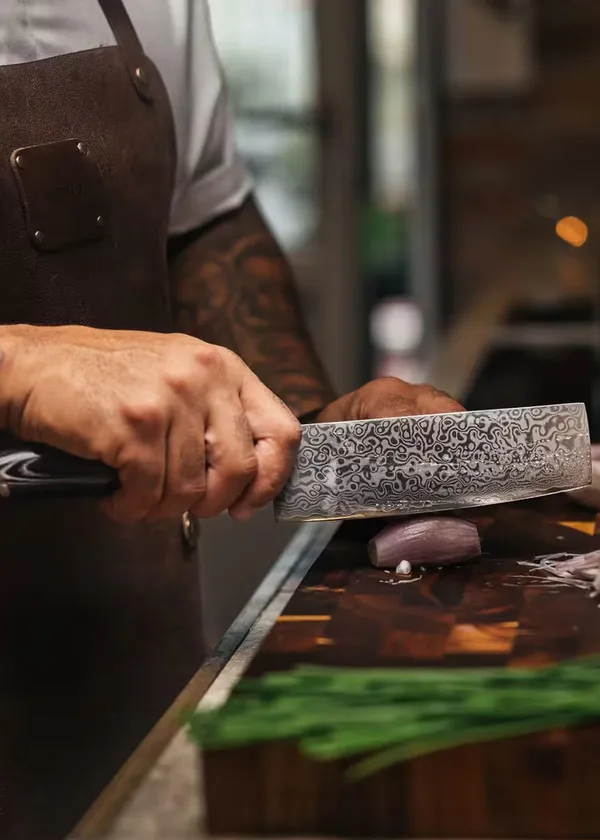 Akio Nakiri Vihannesveitsi 17 cm Musta