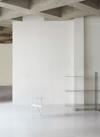 Stock Table Sidebord Hvit