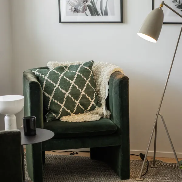 Gräshoppa Gulvlampe Varmgrå