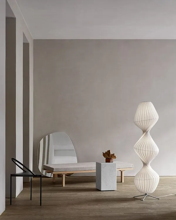 TR33 Gulvlampe Hvid