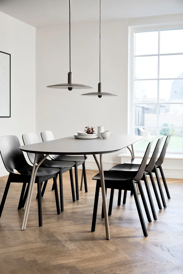Tree Spisebord L: 220cm Beige Top / Sorte Ben