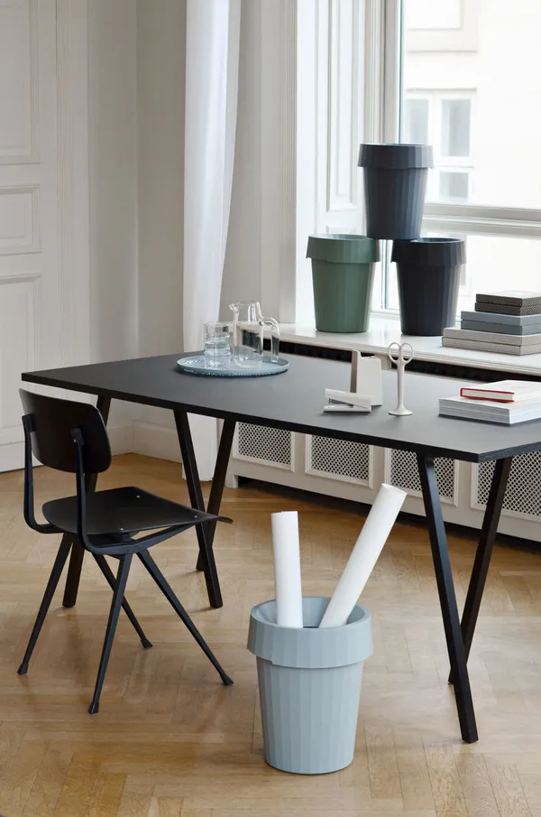 Loop Stand Bord 180 cm Linoleum / Sort