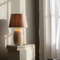Emily Lampefod Beige