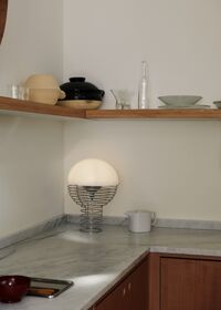 WIre Bordlampe 30 cm Krom / Hvit