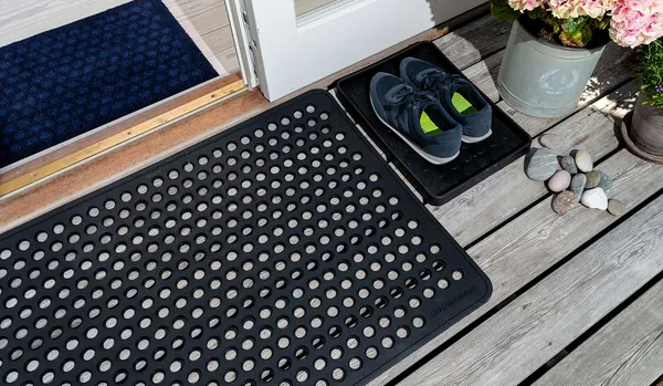Dot Doormat 60x90 cm Black