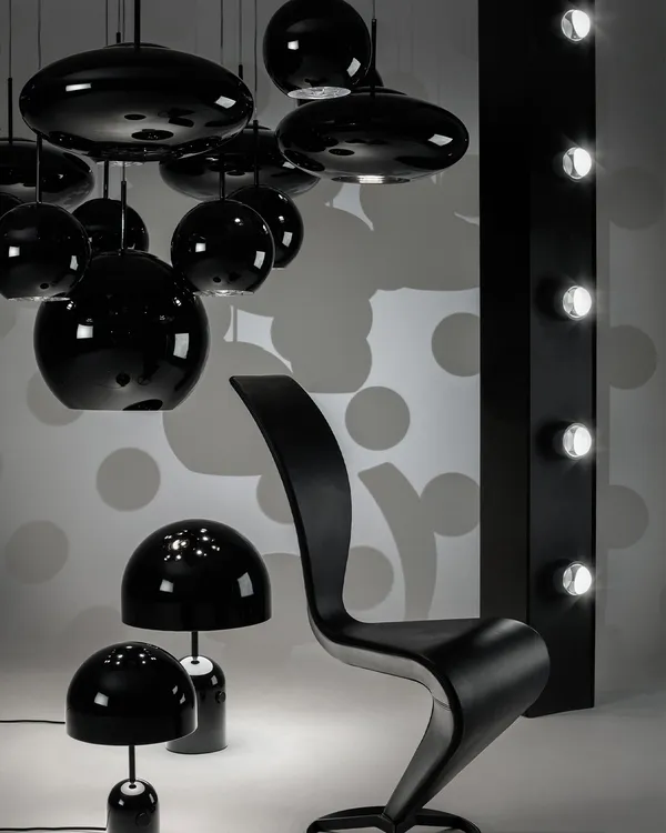 Bell Bordlampe Sort