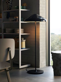 Pao Gulvlampe Soft Black