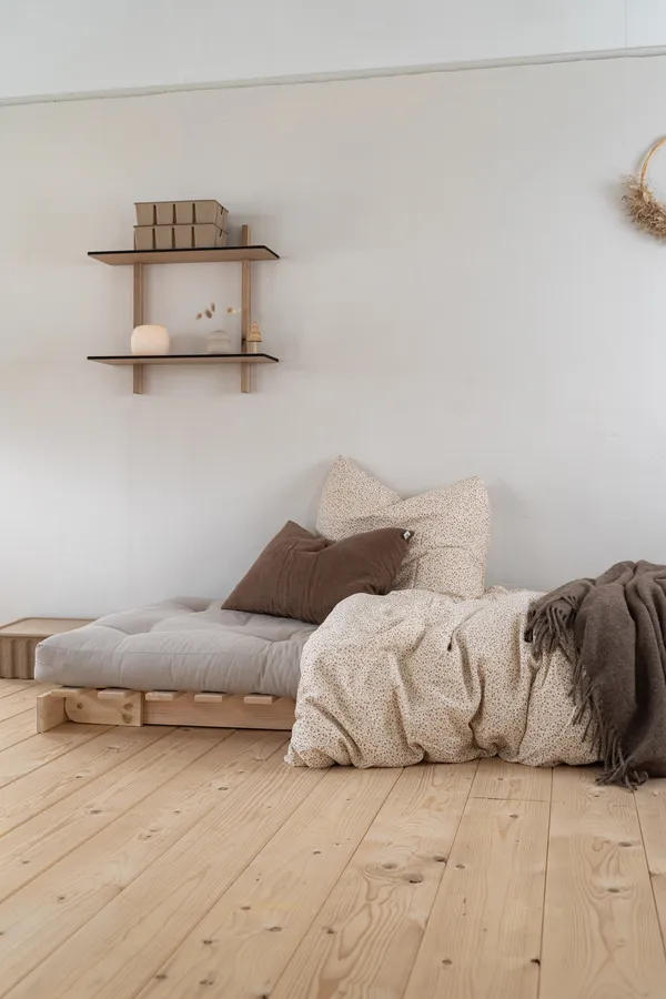 Roots 90 Loungefåtölj Furu / Beige
