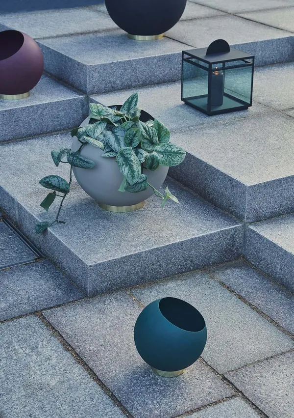 Globe Flower Pot Ø17 cm Black