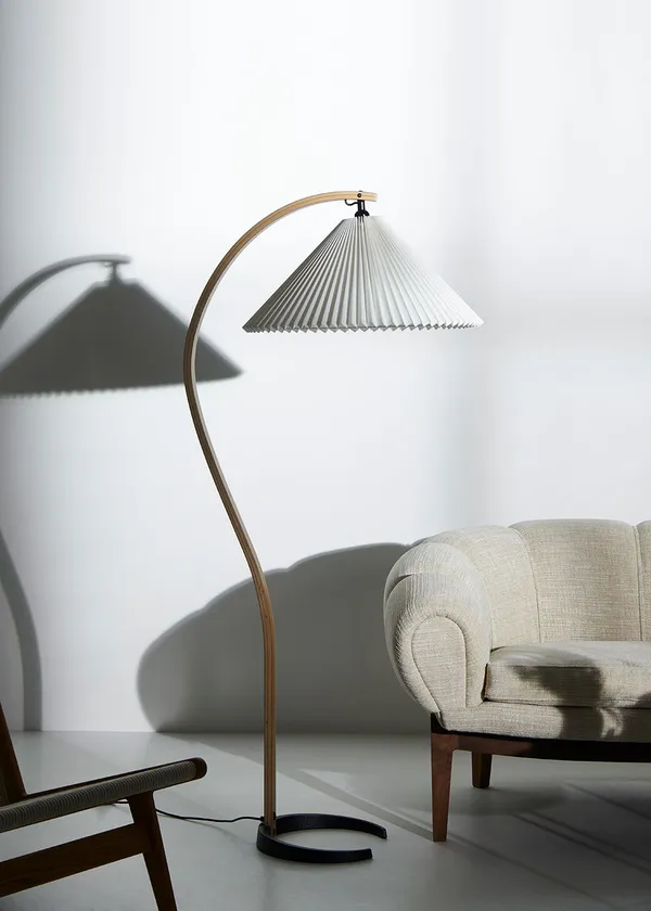 Timberline Gulvlampe Hvit