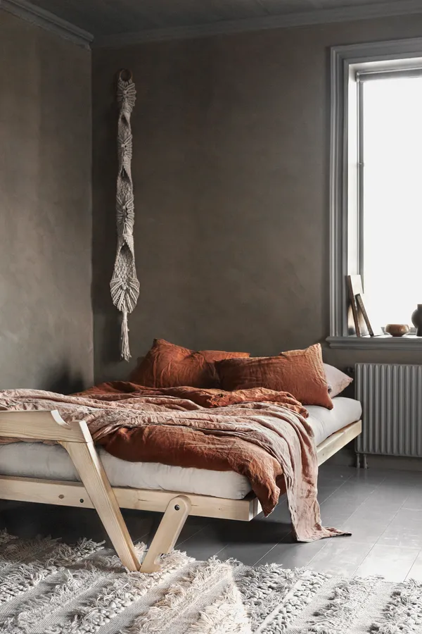 Grab Bäddsoffa Med Madrass Klarlackad / Linen