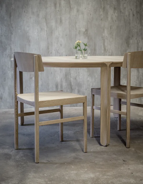 Amor Spisebord Hvidolieret Egetræ Ø140 cm