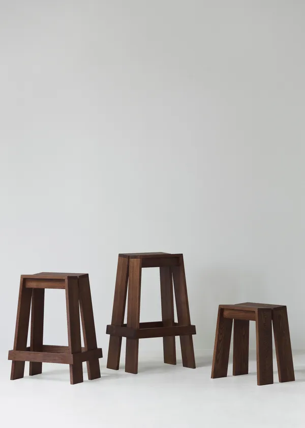 Let Barstol 65 cm Mørkbeiset Ask