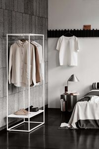 Curved Sidobord Svart
