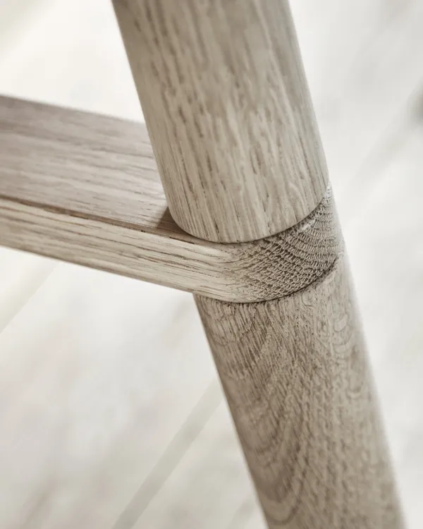 Opus 12 Sidebord Ø67 cm Hvitoljet Eik
