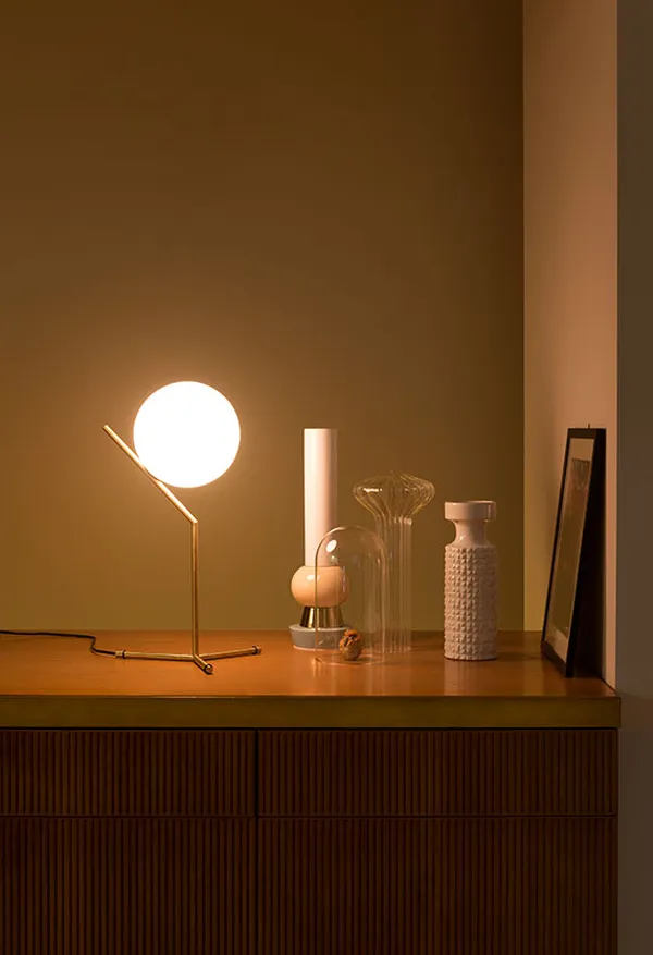 IC Lights T1 Bordlampe Høj Messing