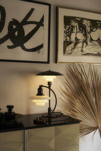PH 2/2 Luna Bordlampe Aged Brass / Opalglass