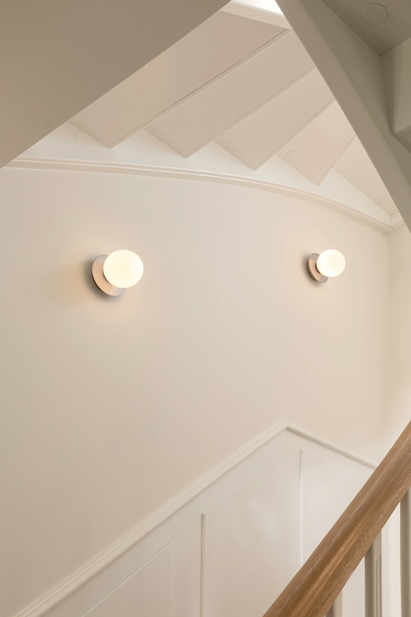 Liila 1 Vegg-/Taklampe 140 mm Light Silver / Opal
