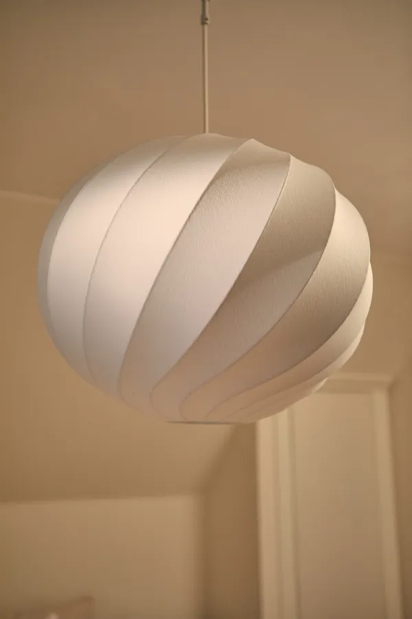 Earth Pendel 50 cm Vit