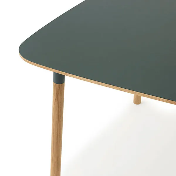 Form Bord 120x120cm Grønn/Eik