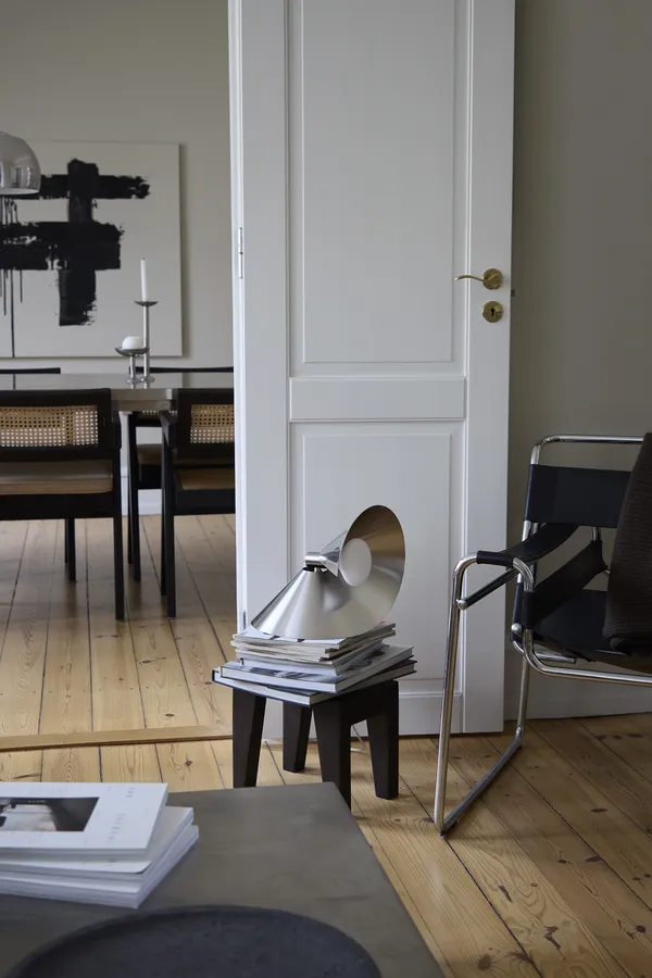 Peel Bordlampe Rustfrit Stål