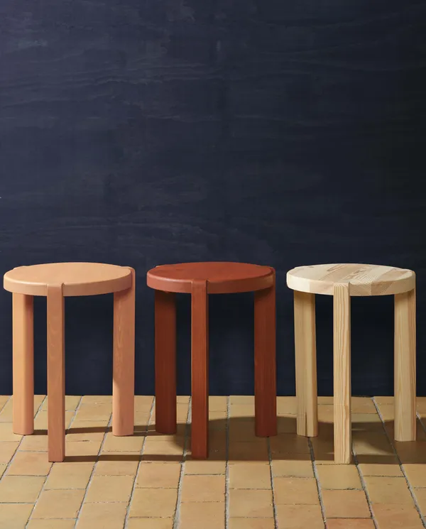 D108 Ragnesminde Sidebord Carmine Red