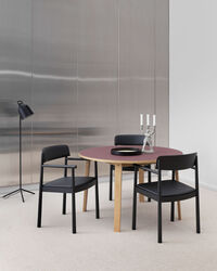 Timb Karmstol Ultra Leather Svart/Svart